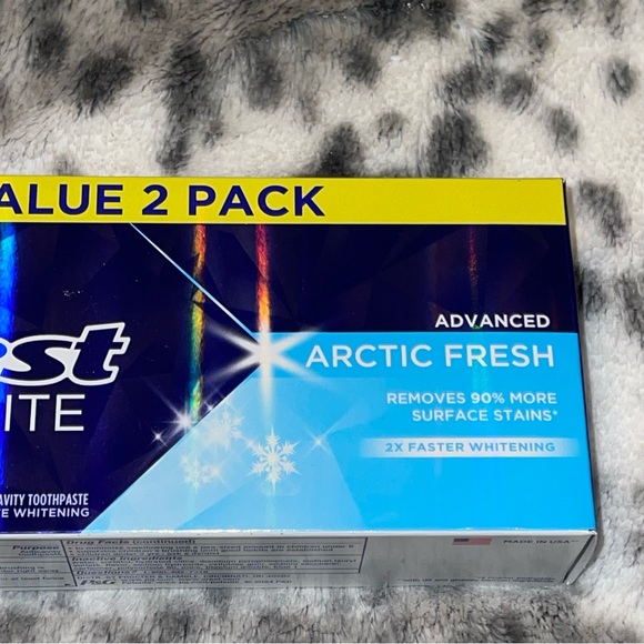 Crest Toothpaste Value Pack - Picture 3 of 9